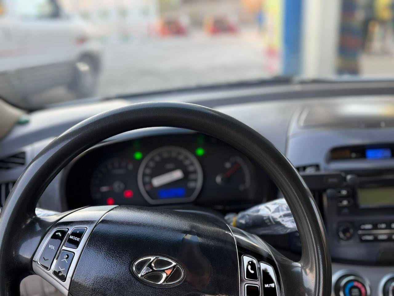 السلام عليكم الانتره
موديل ٢٠١١ خليجيه
مكينه.     ٢٠٠٠
رقم بغداد 
بني رامه 
اريل كهربائي
اشاير بل مري
كامره خلفيه
تخم تاير
تبريد شغال جديد
كشنات مخمل 
ماشيه ١٧٥ الف
سنويه ٢٠٣٠
ارقام نكليزيه 
تحويل ثاني يوم مشروع وطني
المكان بغداد مدينه الصدر
رقم الهاتف ***********
