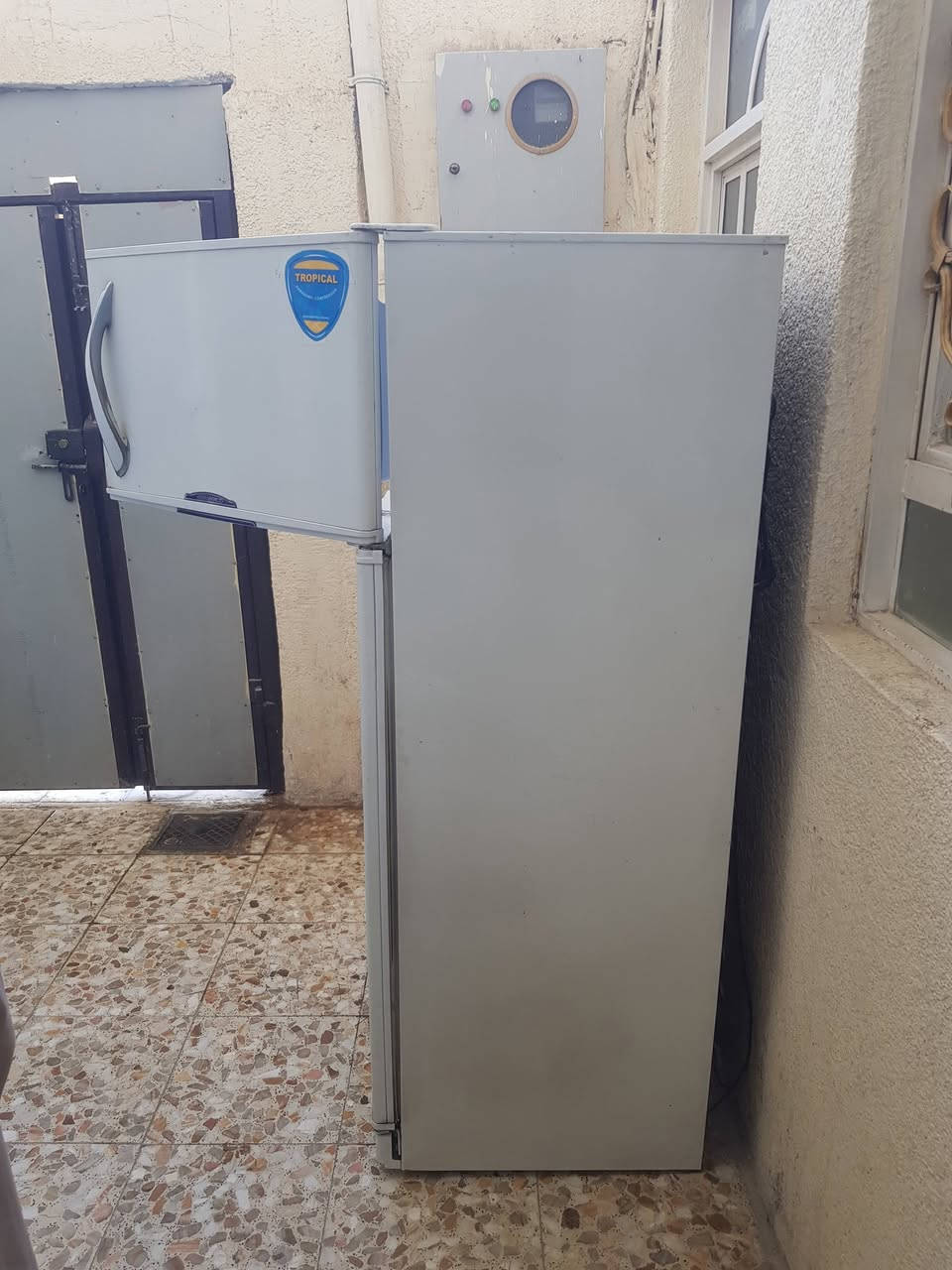 ثلاجة ١٨ قدم شرط ماداخلة تصليح بعدة ب ثلجة  سعره ١٥٠ وبيه مجال مكان نجف شارع وائلي


**إذا كنت صاحب هذا الإعلان وتريد حذفه لأي سبب، رجاءا أرسل رسالة إلى الدعم الفني**