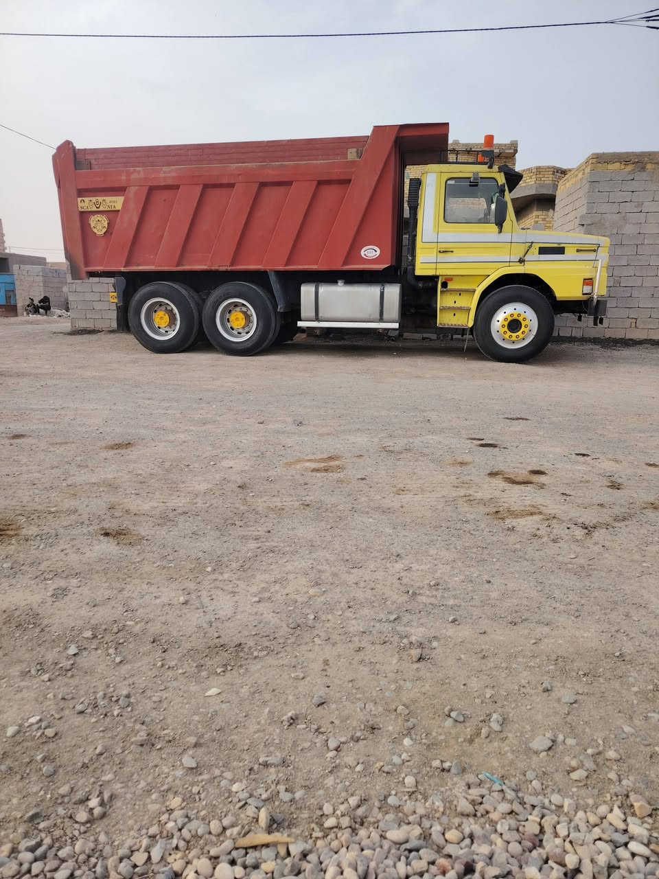 سلام عليكم سكانيه للبيع 113 محرك 13 كير ٣*٣ مجموعه كتر 19/26 تاير اربعه 24 شاصي مكفول كفاله عامه رقم بصره بسمي المكان ذي قار الشطره‪ ***********
