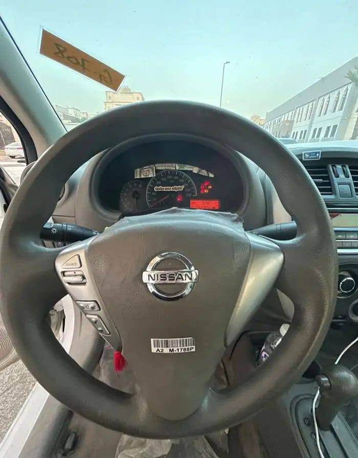 السلام عليكم ورحمه الله 

للبيع نيسان سني بلادي اصلي 

موديل 2022 اصلها بلادي 

ماشية 112 الف حقيقي 

السياره باسمي رقم اربيل نكليزي باسمي 

ابيع على حادثها موظح بلصور شغاله وتمشي 

السعررر (((( 65$ ورقه وبيها مجال بسيط))))

للاستفسار اكثر اتصال او وتساب رقمي 

***********
