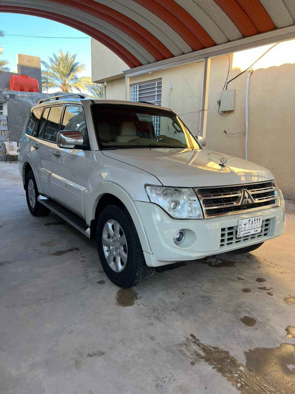 يا الله من رخصت الادمن المحترم سلام عليكم باجيرو 10 حبتور خليجيه رقم بغداد تحويل ثاني يوم  تخم تأير تبريد ثلج حداديه فول محرك وكير خير من الله
مواصفات السياره 
تحكم استيرن جهتين 
مري شفط 
اشاير بل مري
حساسات خلفيه 
دمام خلفي
فتحه سقف 
كشنات كهرباء 
سياره فول معده بصمه
سياره جديده مناقصه اي برغي 
بل عافيه على يأخذه
(ضرر)
الجاملق الخلفي بدون دواخل والباقي كفاله سياره معروضه 148 وبيه مجال مكان السياره بابل ورديه خارج الاستفسار على هاذه رقم ***********
