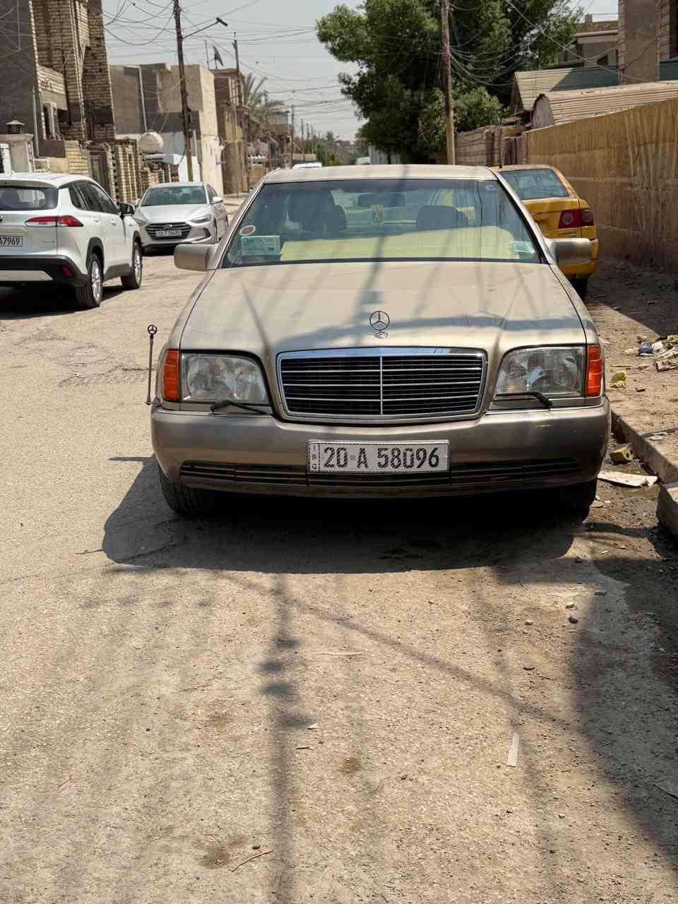 سياره مارسدس للبيع او مراوس حسب القناعه 
رقم ديالى دولي جديد 
محرك ابو الخراطيم 
موديل ٩٣
الاتصال مع صاحب السياره 
*********** كورك 
*********** اسيا بي واتساب هم 
 +9647901315570 عراقنا 
السعر ٨٢ ورقه الشراي يتصل فقط مكان السياره العنوان في محافظه بغداد وبالتحديد الدوره
