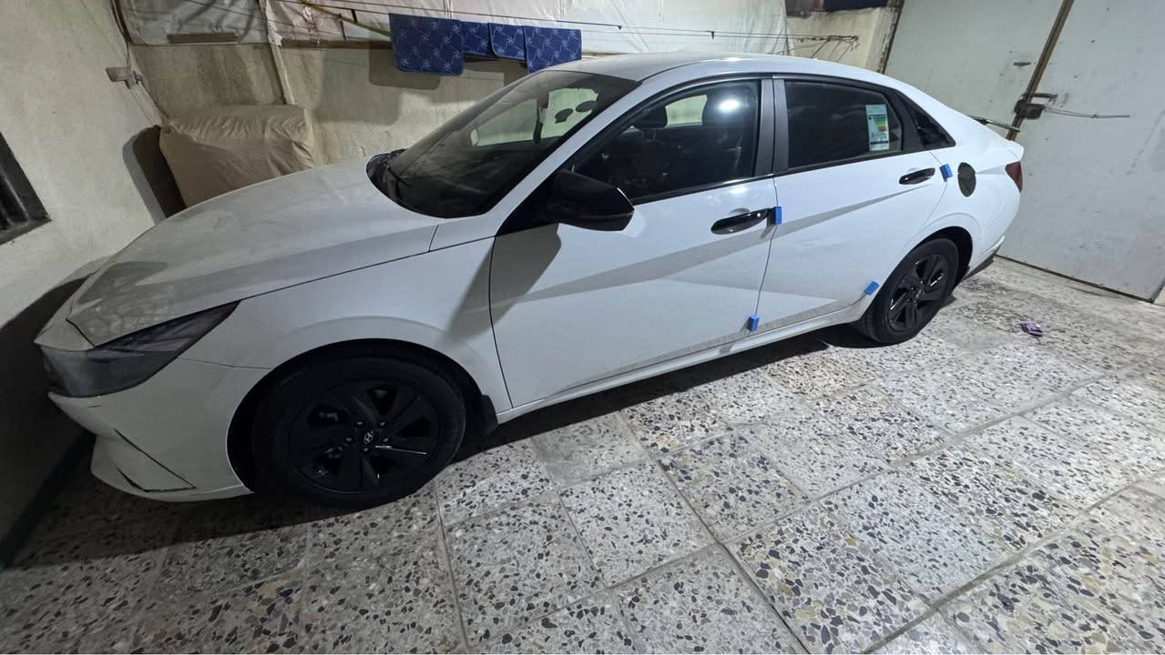 سلام عليكم 
النترا 2022 خليجي 
كفاله ما عده شويه بلبنيد طخه بصيطه 
3 انظمه قياده 
مكينه 1600
مكينه كير كفاله 
طخم تاير جديد 
سياره مالت بيت 
ماشيه 90 الف
***********
160 وبيها مجال الزبير, البصرة
