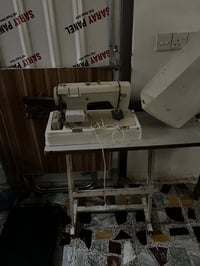 السلام وعليكم مكينه خياطة براذر 600 شغاله السعر 125 وبيها مجال مكاني ز...