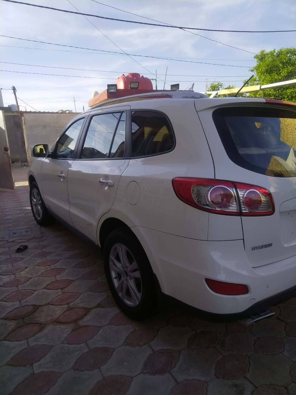 سلام عليكم سنتافي ٢٠١١ فول بصمه محرك ٦ خليجي 7راكب ٣ قطع تبريد  السعر 150 بيهه مجال العنوان النجف الإشرف
***********
