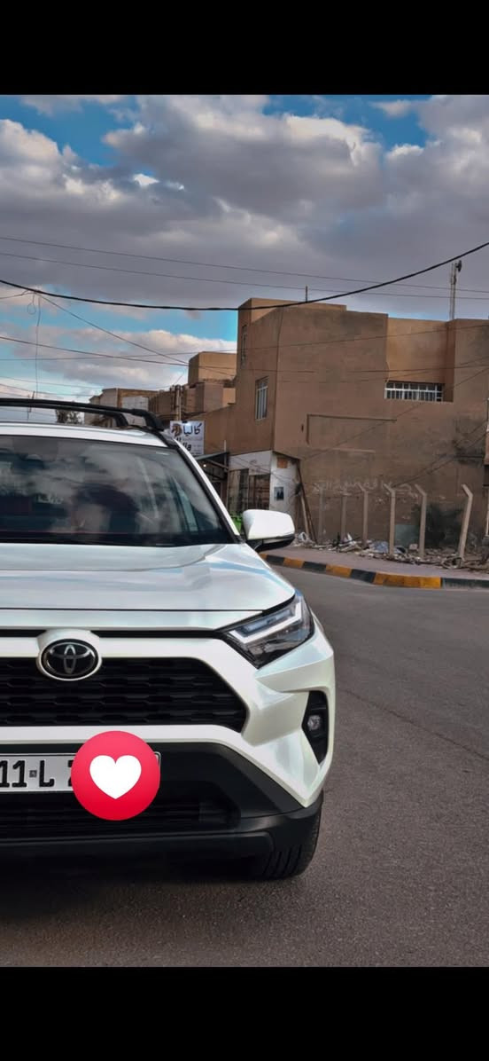Toyota Rav4.   2022 xle 

راف فور موديل ٢٠٢٢  فئه xle بريميوم فول بانزين فقط 

محرك 2500 وارد امريكي 

ماشيه 44 الف ميل فقط

رقم بغداد  بااسمي 

هزة وفحص وسنوية جديد

حادثها فقط باب ايرباك برده

صور الحادث داخل المنشور

باتري جديد تخم تايرات جديد 

مواصفاتها:

📍٣ وضعيات قياده Normal, Echo, Sport  

 📍لايتات ليد + اشاير. بلمري

📍تدفئه سترين

📍رادارات جانبيه ( نقطه عمياء )

📍رادار امامي (تحديد مسار )

📍اوتو هولد

📍اوتو ستوب

📍دخول ذكي   

📍فتحه سقف سلايد

📍كامره خلفيه

📍بصمة تشغيل +بصمة ابواب

📍باب الصندوك كهرباء

📍كشنات كهرباء

📍تبريد قطعتين

📍تحكمات سترين

📍هاند بريك بصمه

📍مثبت سرعه تفاعليAdaptive Cruise Control

📌السياره حلوه ونظيفه ومابيها اي نقص 

السعر  260 ورقة 
بيها مجال بسيط
مكان السياره كربلاء 
للتواصل 

***********
