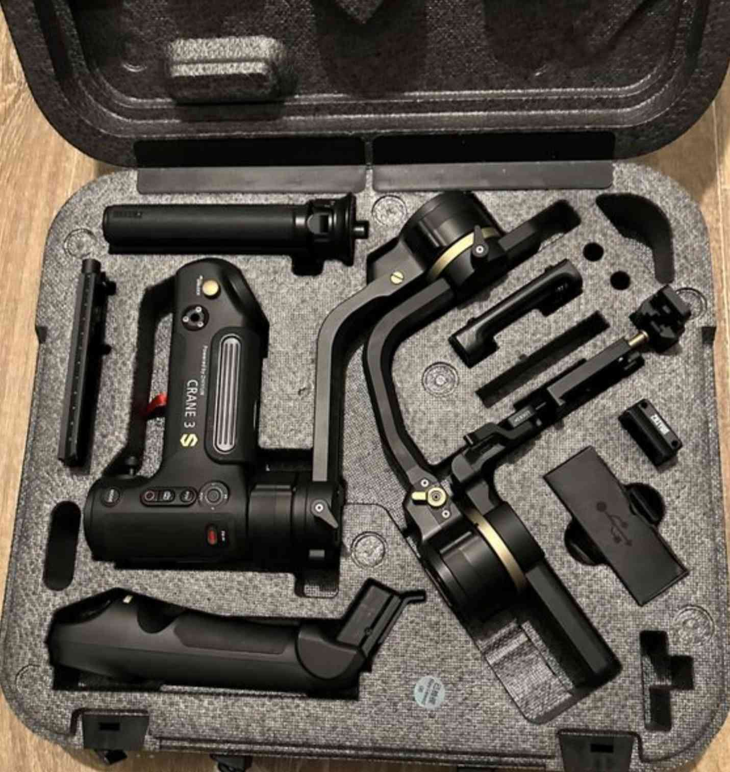 رونين rs 4 mini ////// جــــديـــد // بسعر 400 الف

رونين كرين 3 s  //مستعمل   // بسعر 300 الف 
يوجد توصيل


**إذا كنت صاحب هذا الإعلان وتريد حذفه لأي سبب، رجاءا أرسل رسالة إلى الدعم الفني**