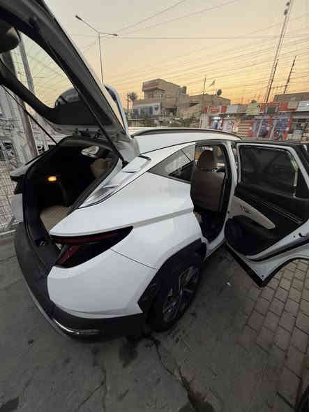 السلام عليكم……
توسان للبيع موديل 2024 باسمي تحويل ثاني يوم ارقام وهزه جديده فول مواصفات عدا البانوراما بعدهه بلزكات الشركه ماشيه 60الف حقيقي بيهه رصعتين فقط كلش خفيفات والباقي كفاله عامه من كلشي كير ومكينه مكفولات مكان السياره بغداد 

السعر 219$ وبيهه مجال كلش بسيط

للاستفسار/***********
