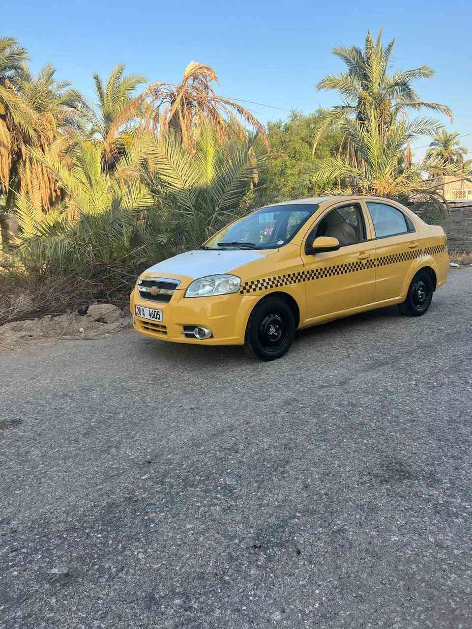 افيو مديل ٩ خليجي رقم الجديد مصفره مرور وهيئه صبغه جديده اصل ابيض محرك مسكر حاويه كير عادي  تخم تاير ادامه كامله بانزين قوايش حداديه جديده سياره جاهزه مال جناي (نقص فقط تبريد) مكاني نجف مشخاب السعر(43)وبيه مجال لشراي يتصل بيع فقط (***********)
