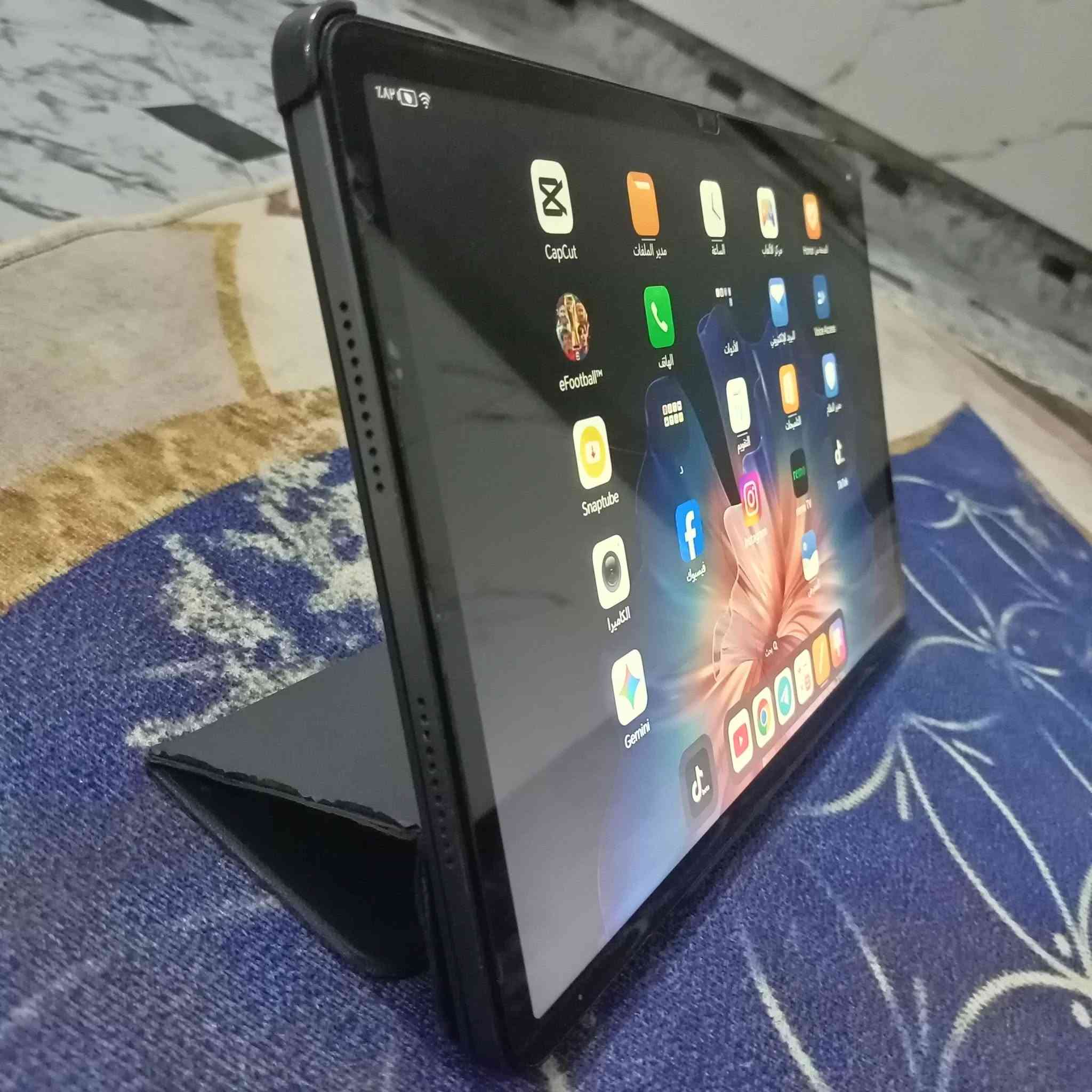السلام عليكم
هونر باد اكس 9

🔋 البطارية ⬅️ 7250 ملي امبير 

🔊الصوت⬅️ 6 مكبرات صوت محيطيه

🔳 الشاشة⬅️ 11.5 انش 

⭕ الاداء⬅️ معالج كوالكم ثماني النواة 

➕ الذاكرة والتخزين⬅️ 128 جيجا بايت و ذاكرة عشوائية 4 جيجابايت
⬇️⬇️⬇️⬇️⬇️⬇️⬇️⬇️⬇️⬇️⬇️

💸💸 السعر 💸💸
260 الف دينار فقط 

موجود خاص 
او الاتصال على الرقم 
***********
