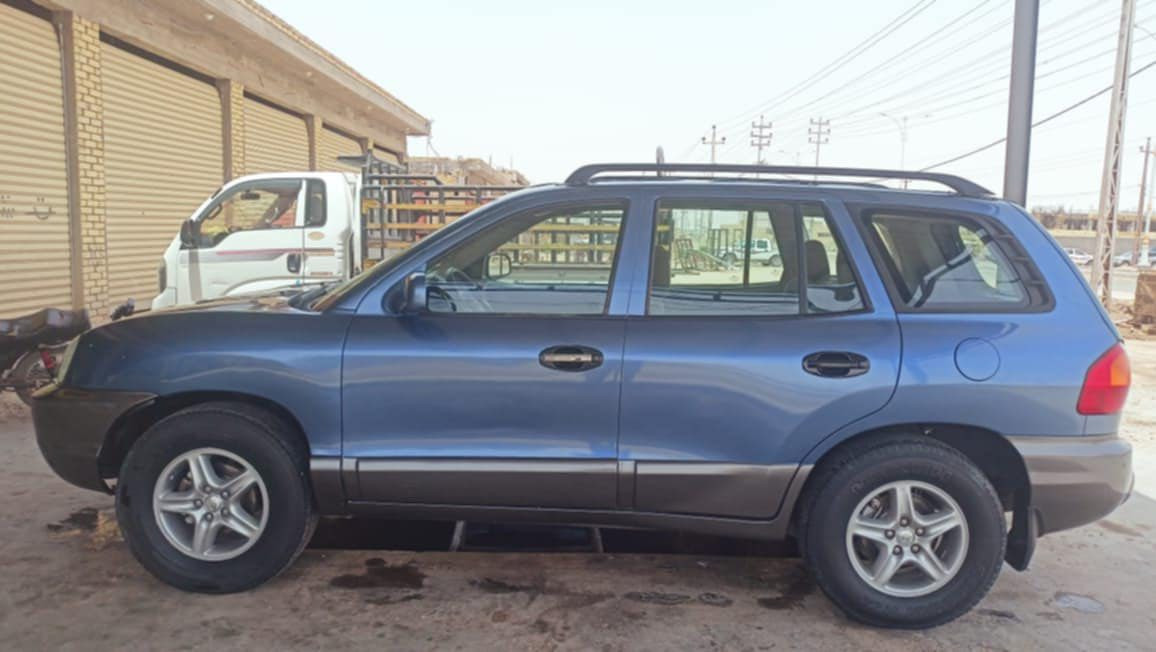 سنتافي موديل 2002 للبيع رقم بغداد مكينه بيها ضعف حداديه توني شادها تايرات نص عمر تبريد شرط بس غاز بساره السياره مصبوغه عام اثر جراد سياره حلوه سعرها 75 وبيها مجال
***********
