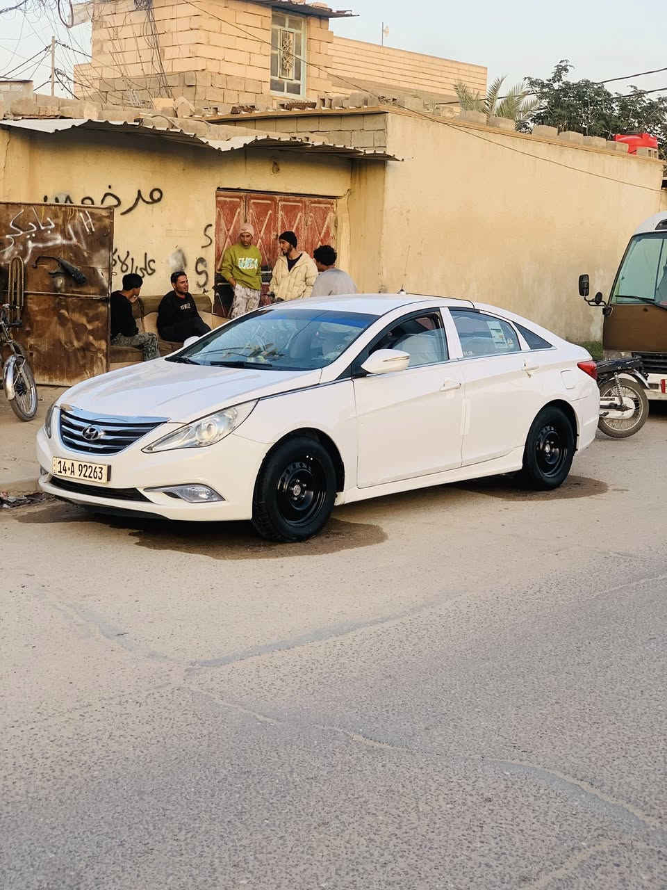 سوناته وارد كوري 2013خطين غاز بانزين سياره مال بيت مكينه ويكير مال حاويه قبل شهرين شادهن تخم تاير جديد لسياره احلا من اصوره ***********
