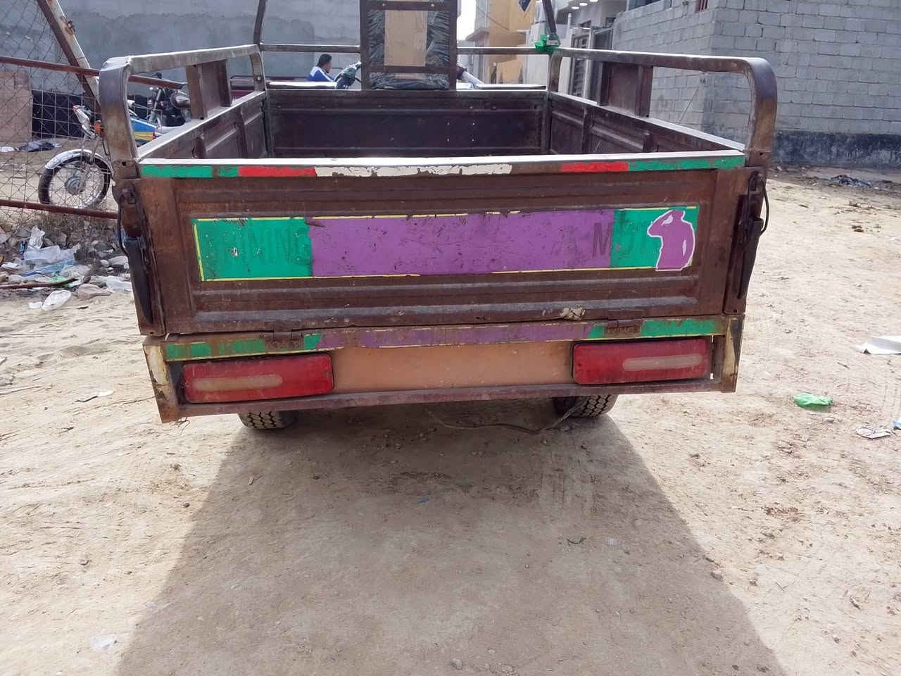 ستوته مديل 16 محرك 23 مكفواله ركبه وراق يم حسين كربلاء سواد قرب مدرست الاحسام سعر 1300 وبيها مجال ***********
