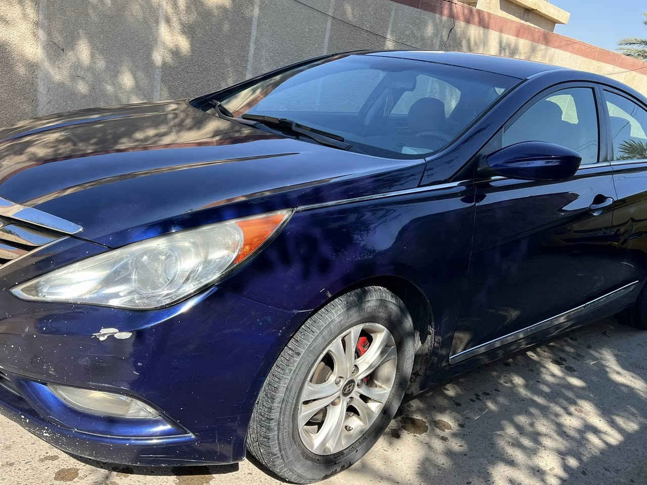 للبيع سوناتا موديل 2012 وارد امريكي صبغ قطعتين
ليبل واحد بدون تبديل اي قطعه 
السياره جاهزه محرك 2400 gdi مكفول
تخم تاير صدر السياره كلها جاهزه بدون نقص 
مكان السياره بغداد 
السعر ١٠٠ وبيه مجال ان شاءلله 
رقمي ***********
