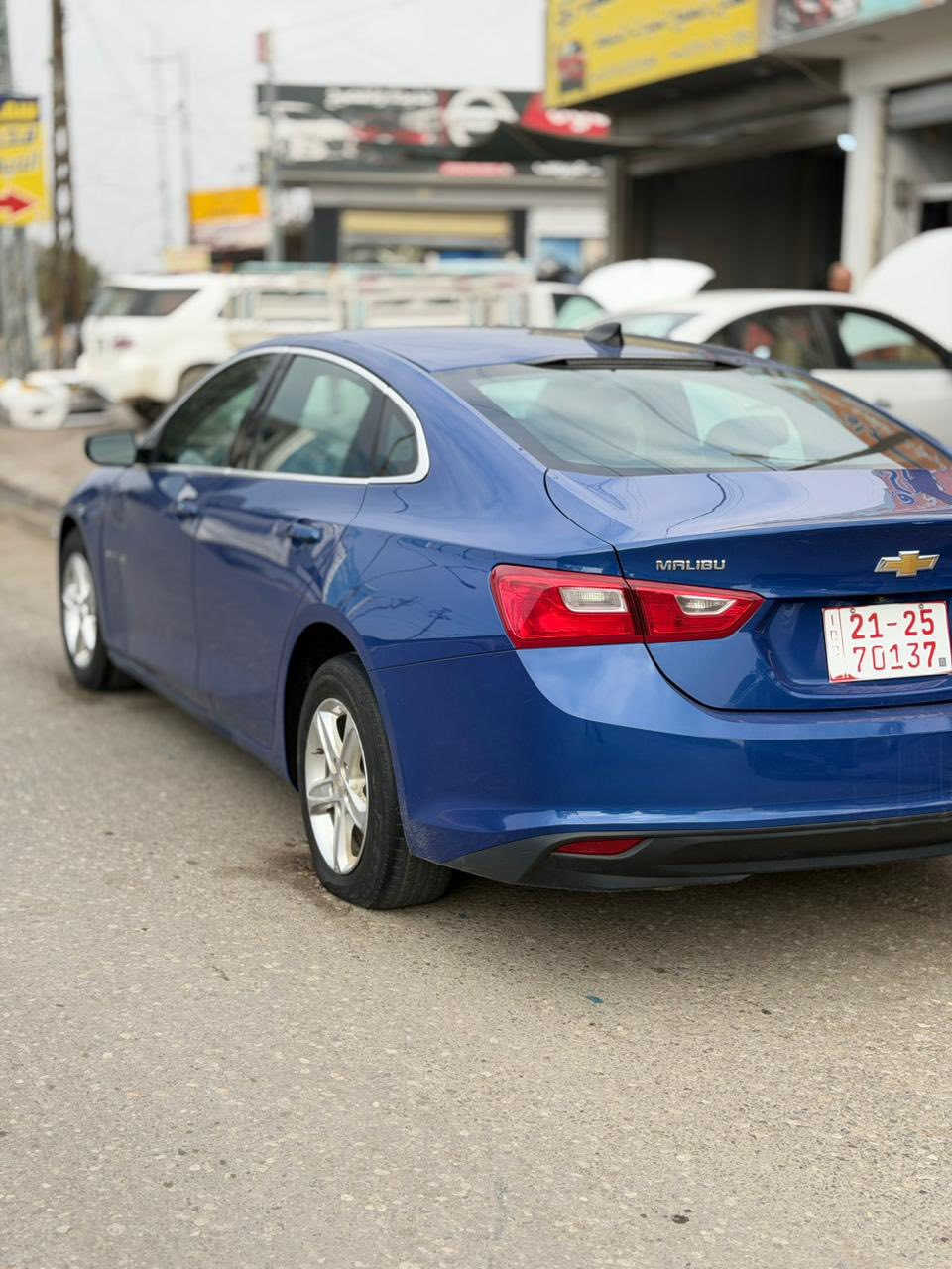 ماليبو ٢٠٢٣.  بجم امامي خلفي كبس
صبغ  جاملغ امامي و باب سكن. و جاملغ خلفي. بدون دواخل ابد. 
ارباك طاك مرجع شركه. 
كاتي. سياره تترقم شمالي 
مكان سياره كركوك 
شرط ترقيم. 
***********
