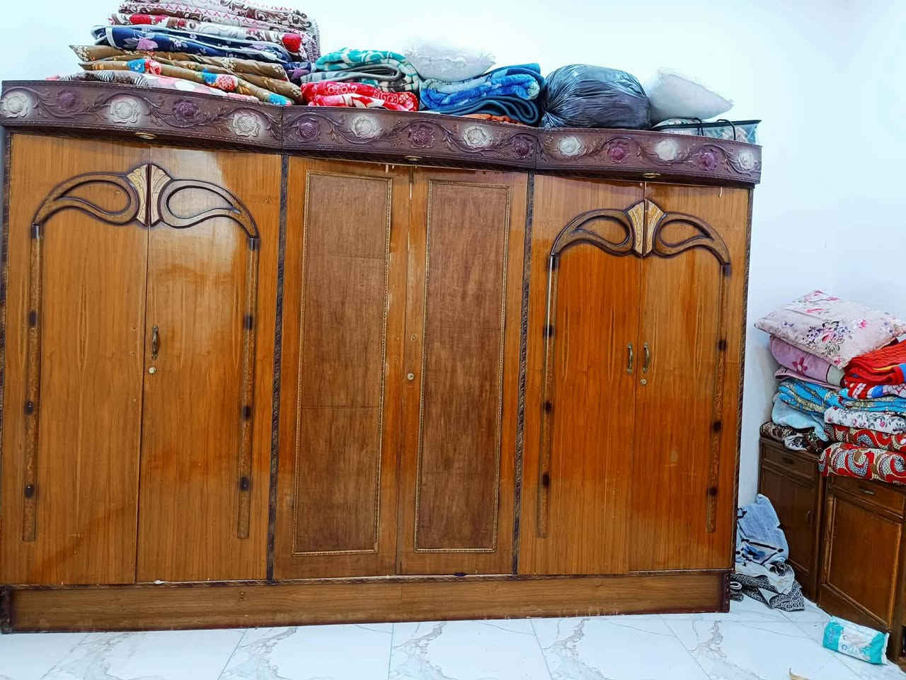 غرفه صاج نضيفه عوزها بس قفاله وياها دوشك ثقيل  300وبيها مجال


**إذا كنت صاحب هذا الإعلان وتريد حذفه لأي سبب، رجاءا أرسل رسالة إلى الدعم الفني**