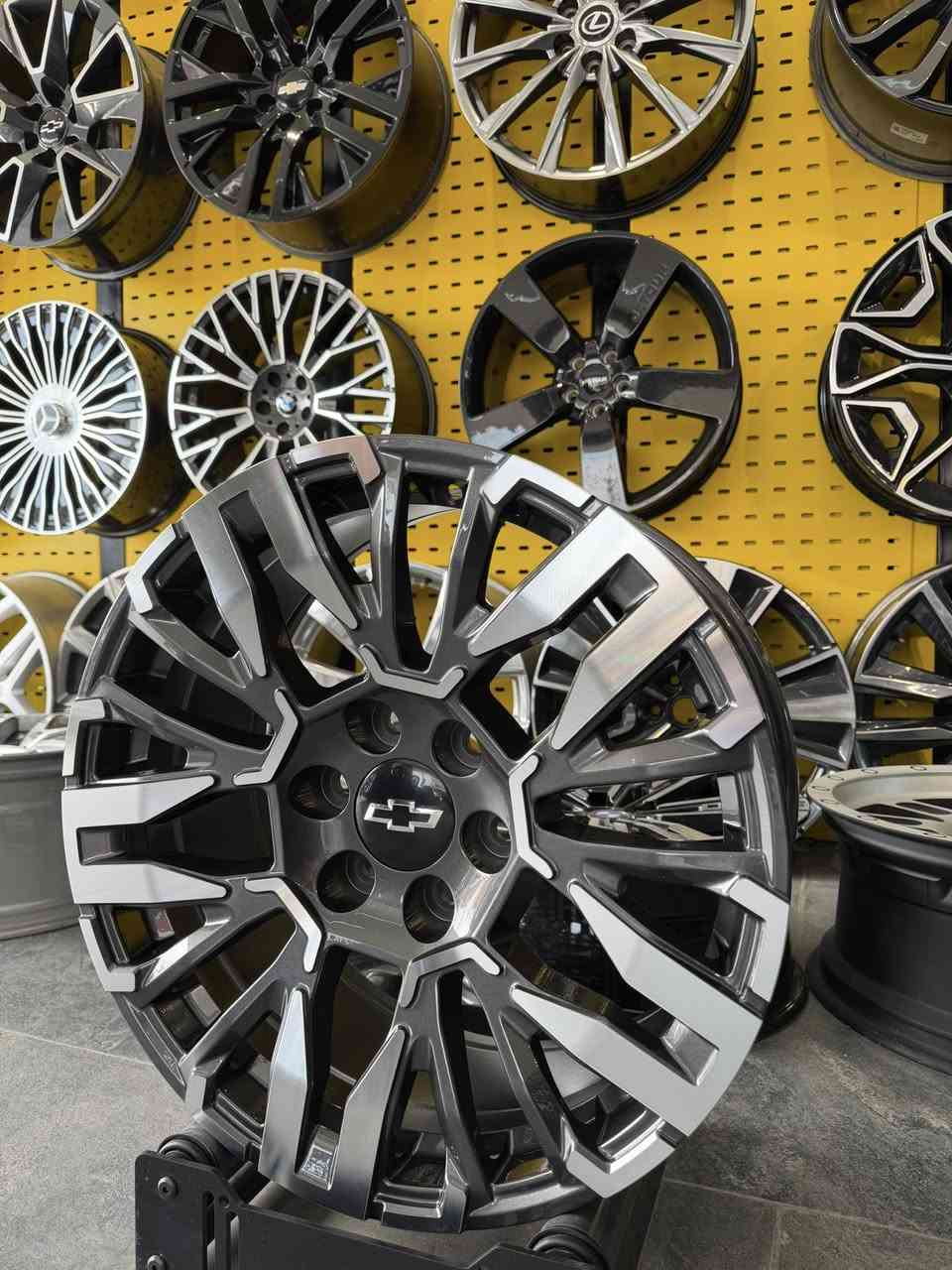 سلام عليكم
الاطارات ويل تاهو z71  

موجودة 

حجم20

اصلى شركة وكاله بلادى

موديل 2025

وكاله

زيرو 

مال كاديلاك اسكاليد موديل جديد 2025

الاطارات بلادى

ويل بلادى  

***********

اسعار دذلى واتساب***********
