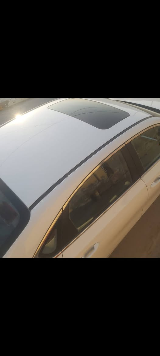 السلام عليكم سيارة كيا سيراتو موديل ٢٠٢٣ وارد خليجي محرك ١٦٠٠ مكفوله من صبغ او الضربة ماشيه ٩٠ بسمي السعر ١٧٥ وبية مجال بسيط ٠***********
