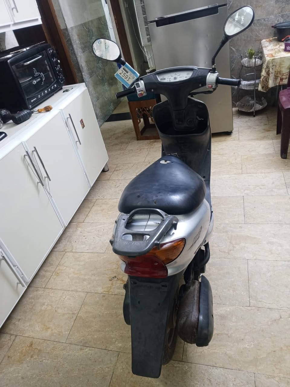 سلام عليكم ..
دراجه عصفوريه نظيفه للبيع
دراجه حلوه ومكينه ما مفتوحه 
شلعه معدل تاكل الكاع 
قفل جنطه قفل ستيرن قفل اكسل كله شغال
كهربائيات اشاير كلها شغاله
دراجه ما نقصها اي شي
سعرها 350 وبيها مجال بسيط للشراي
عنواني بغداد البلديات 
***********
