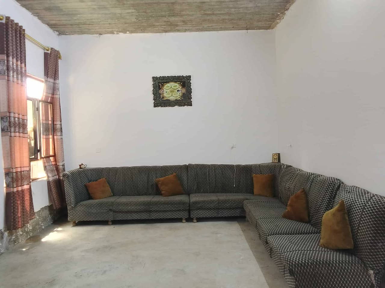 بيت مع قطعة ارض للبيع مساحة البيت 190 متر  بيت غرفتين وهول ومشتملات ومطبخ حار وباردواستقبال  وحديقه  المساحة الكامله البيت مع الأرض 600 متر  زراعي 177 داخل البيت كهربائيّات ومجاري فول وغرفتين وهولين  ملبوخين يرغنتي من جهة اليمين عل شارع كركوك بعد المقبرة النموذجيه ب200متر السعر, 38وبي مجال  للاستفسار خاص #موصل #الجميع #للبيع


**إذا كنت صاحب هذا الإعلان وتريد حذفه لأي سبب، رجاءا أرسل رسالة إلى الدعم الفني**