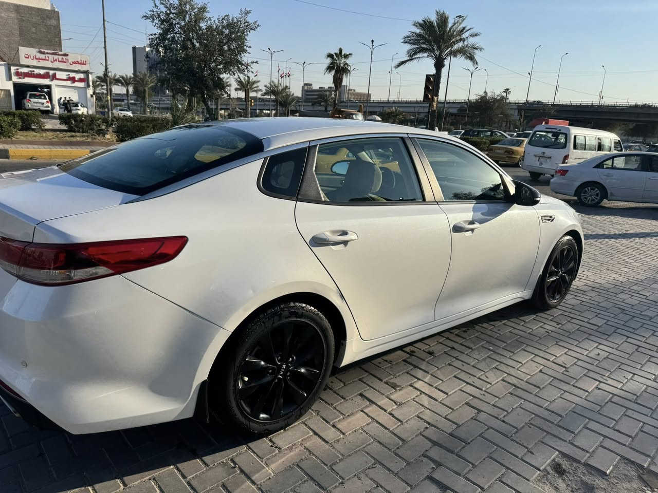 سلام عليكم 

كيا اوبتما 2017 خليجي للبيع فقط مكينة 2000 دوش رقم بغداد الدولي الجديد باسمي ماشية 71 الف كليو قابل للزياده 

سيارة مكفوله من الصبغ والضربة فقط بارد ورصعتين وكم حالوبه مال بغداد متبين اصلا اله سونار وتركز بيهن 

كير مكينه ع وضع الشركة جديدة السياره وحلوه نقص ويل واحد بي عواض بسبب طسه ومعدله ومابي شي سياره 

مكاني بغداد شارع فلسطين *********** 

السعر 158  وبيهة مجال للشراي
