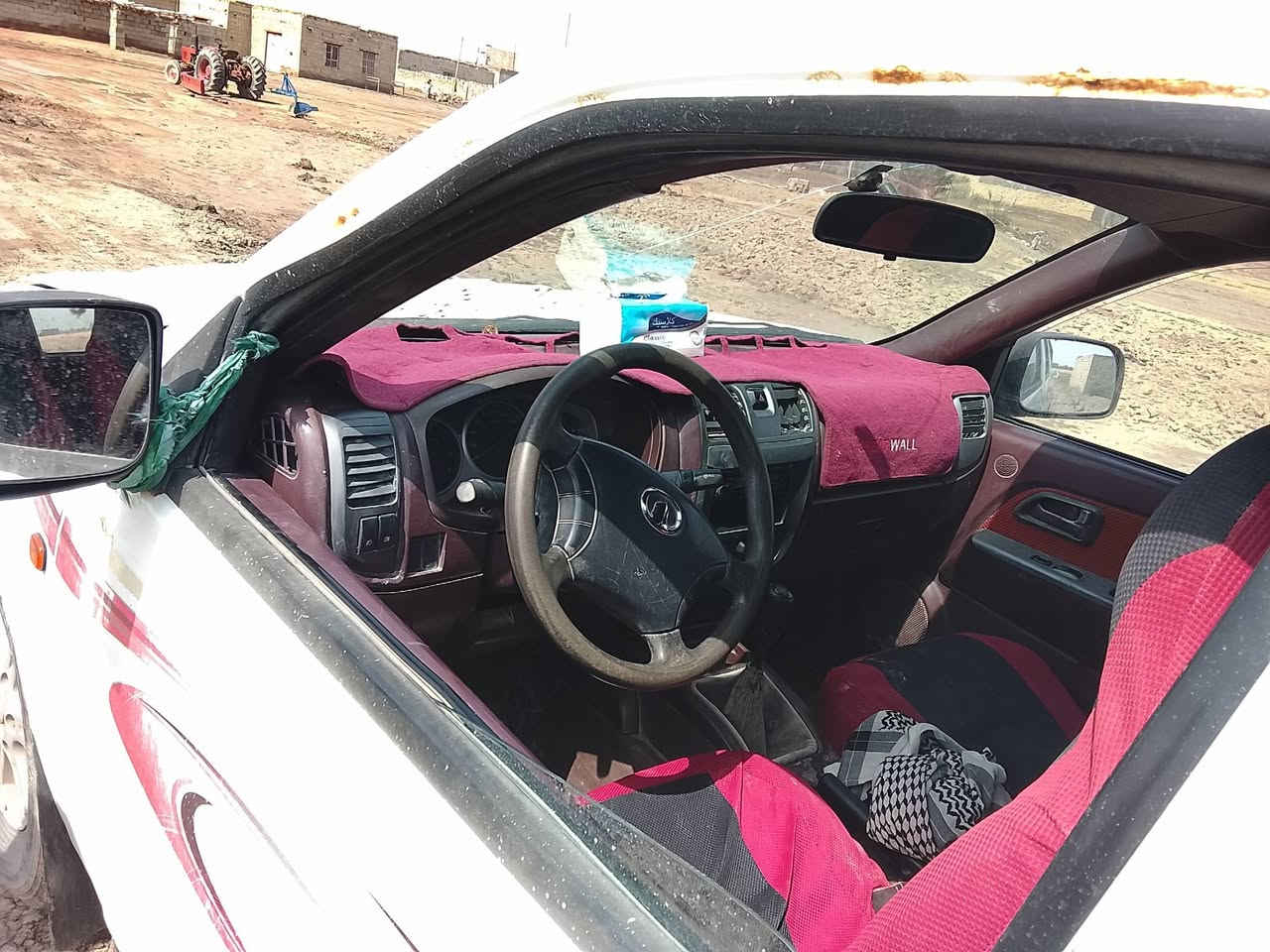 السلام عليكم سياره كريت ويل 2013 مكفول عامه 
رقم ***********
