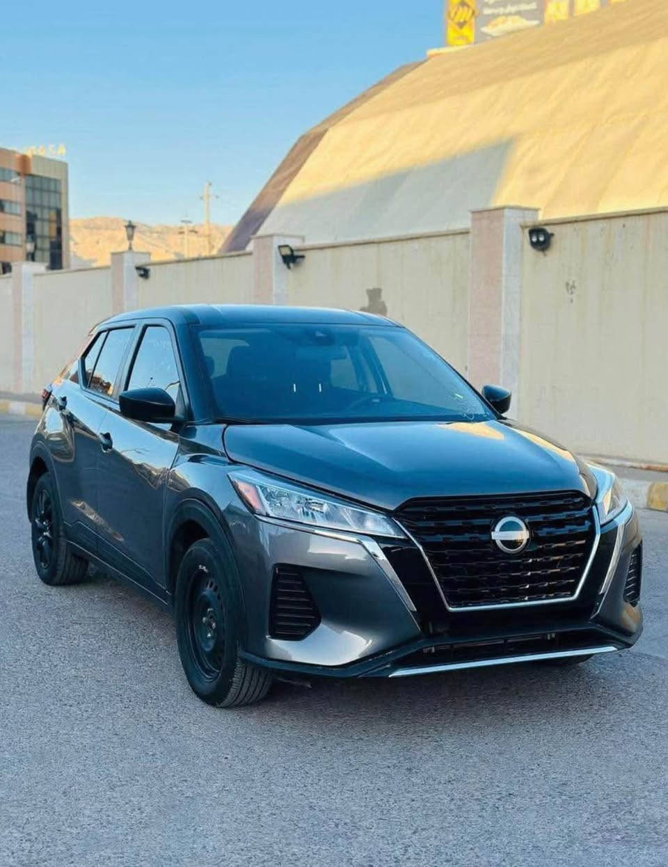 نيسان كيكس 
موديل 2023 
مواصفات S 
بصمه 
تشغيل عن بعد 
شاشه 
كاميره 
بريك بصمه 
رادار امامي 
رادار خلفي 
مرايا رادار 
سكان تحكم 
مانع تزلق 
تحديد سرعه 
ايبيئس 
 
صبخ جاملخ والبونيد مع بابين كلير 
بدون دواخل ارباك سكان 
هاتف واتصاب كورك ***********
اسياسيل تلفون ***********
عنوان عقره 
السياره كاتي تترقم اربيل دهوك سليمانيه 
سعر 108 ورقه مجال بصيط 

كير محرك طخم تبريد كهربائيات كلوشي جاهز أربيل, العراق
