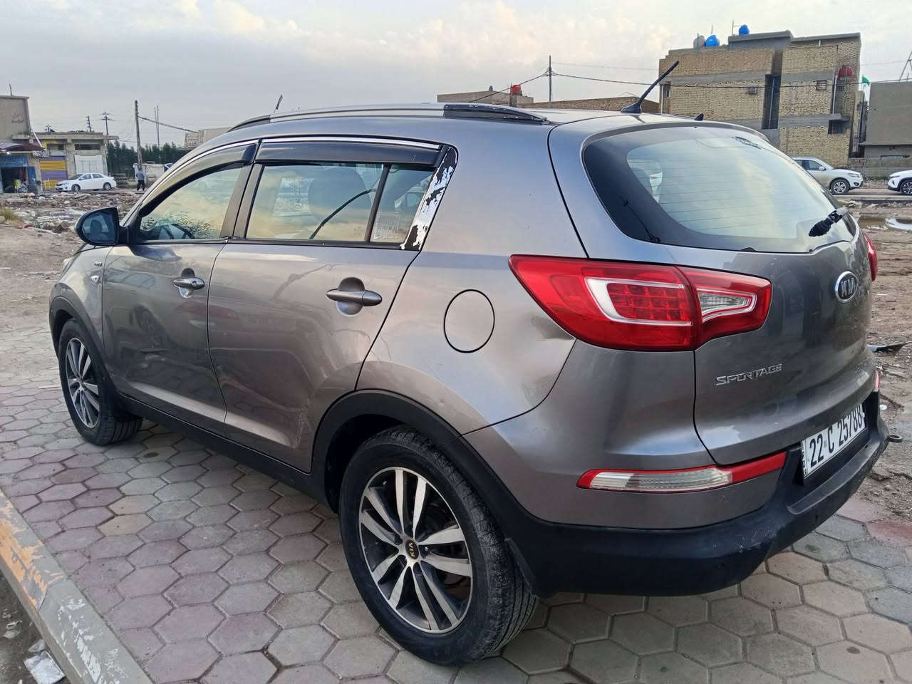 سبورتج خليجي موديل 2012 رقم أربيل تكليزي محرك 2400 محرك وكير مكفولات كهربائيات كله شغاله تبريد ثلج حساس خلفي شاشه كبيره كامره دواره فووول تحكم ستيرن أواكس بلاتوث شاحن تليفون سيدي بلاجكتور سياره جاهزه على 24 حبايه  تخم تاير جديد صدر جديد هس توني مسويله أدامه كامله فيت بم نوزلات بلكات دبلات صدر أمامي وخلفي تخم تاير  سياره مال جناي سونار مرفق ب المنشور العنوان واسط قضاء النعمانيه السعر  118 وبيه مجال حق الجيه تفاصيل أكثر أتصل ***********. واتساب ***********  أخوان الله يرحم والديه ألي يشوف السعر غالي أو مايناسبه يعبر المنشور أو يعلق بكلمه طيبه مثل أخلاقه الطيبه
