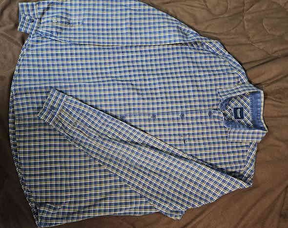 التميز يناديك 

يتوفر لدينا  قمصان  عالية الجودة  بتصاميم  أنيقة 

قياسات XL 

خامه قطن  

السعر ٢٠ الف 

شاهد الصور واستمتع  بالخيارات المتنوعة 

 

للمزيد من المعلومات  او الطلب ، تواصل  معنا  على الخاص  او التواصل  على الواتسآب عبر رقم  الموبايل  ***********
