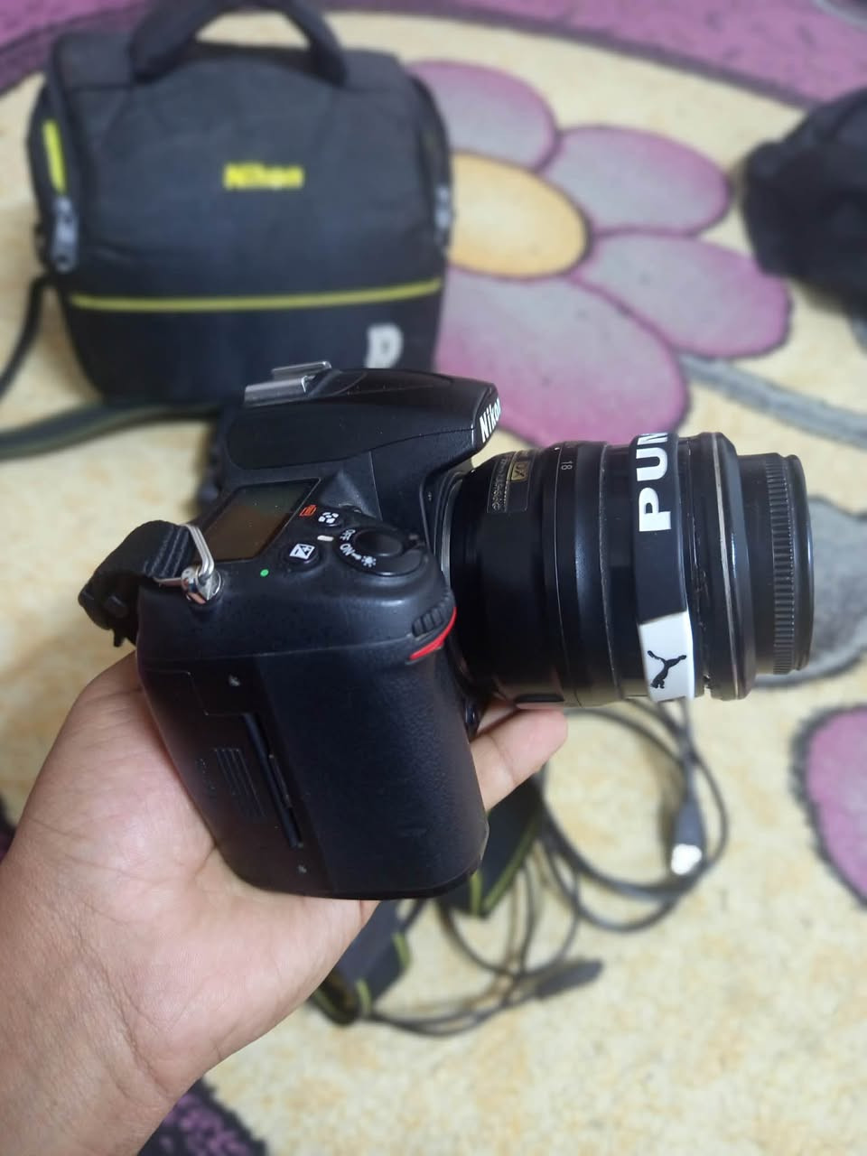 كامره نيكون D7000 معه عدسه 18/55 DX منول كهرباء معه شاحنات عدد 2 و بطاريات عدد 2 معه السعر 450 الف
لتواصل ***********
