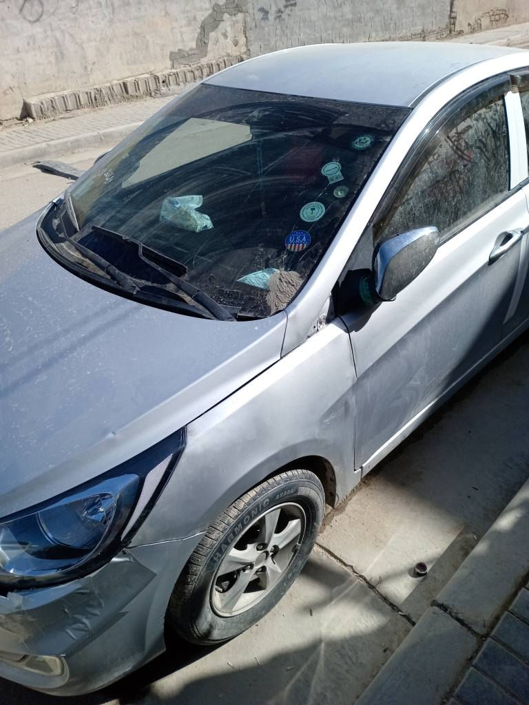 سياره اكسنت موديل 2015تشتغل مابيها شي بس عطلها دواسة البانزين ماتشتغل سنوية لغاية ٢٨راعيها يمي البصرة, العراق


**إذا كنت صاحب هذا الإعلان وتريد حذفه لأي سبب، رجاءا أرسل رسالة إلى الدعم الفني**