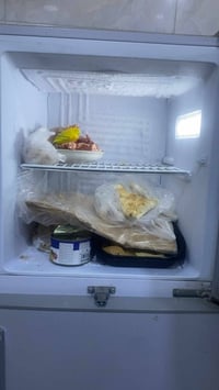 ثلاجه ١٦ قدم • نضيفه • العبيدي