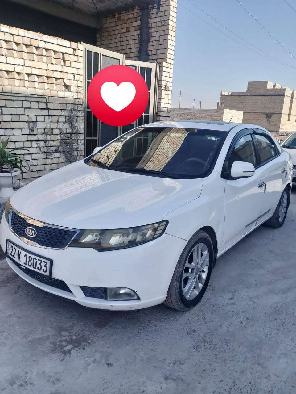 السلام عليكم كيا سيراتو خليجي
مكينه ١٦٠٠دكشن عالي موديل 2011
مكينه وكير مكفولات سياره نظيفه 
بيه طخه بجاملغ عكس سايق واضحه بصؤر  
رقم اربيل بسم صاحبه تحويل مباشر 
عارضه ب١٠٠ وبيه مجال ‏‪***********‬=ابوعلي 
ملاحظه مكلف بنشر تصل على صاحبه وبخدمتك
