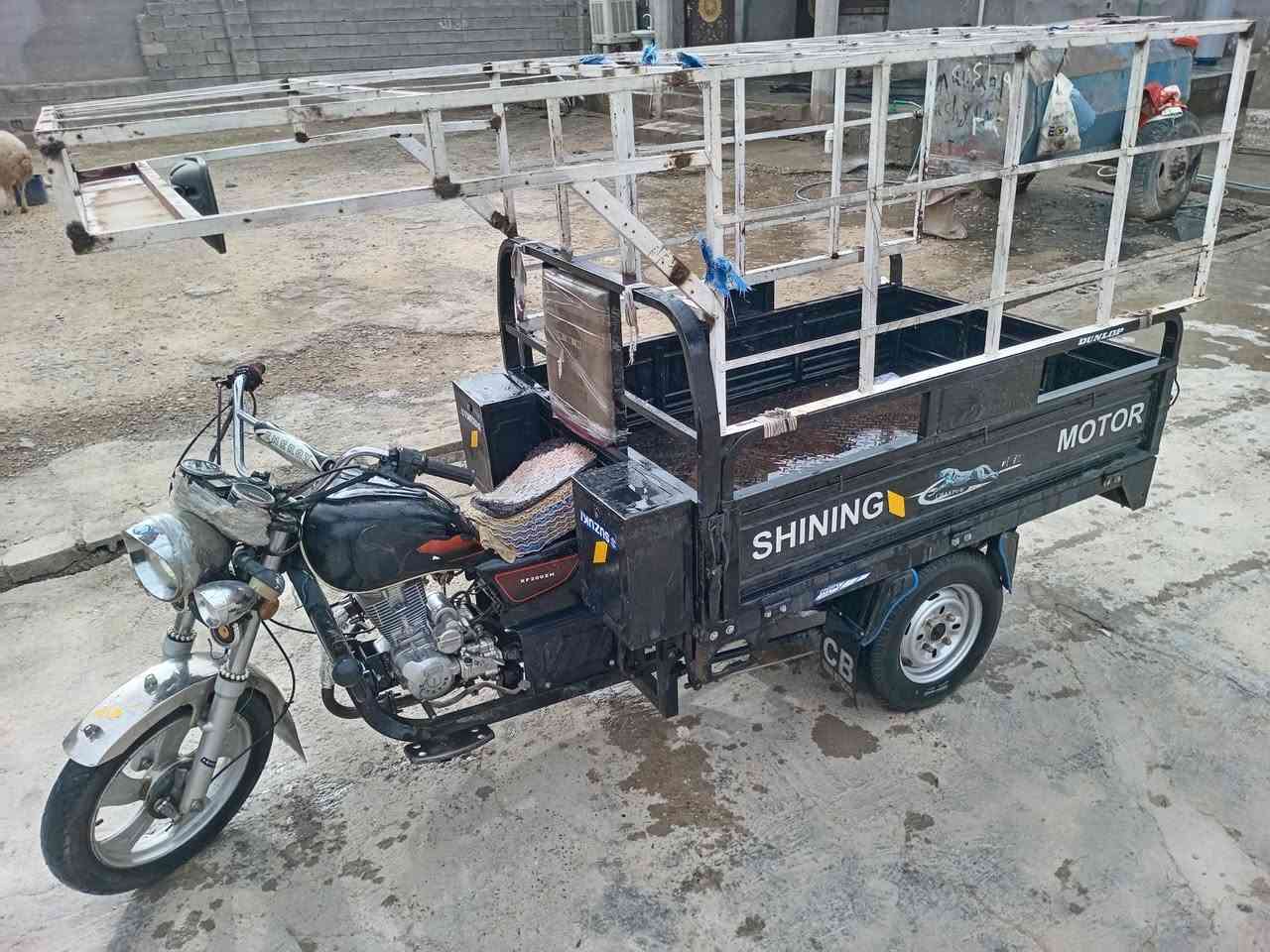 السلام عليكم ستوته بلا محجر  للبيع موديل 2021شرط رگبه نضافه ابلاد  محرك 200صوت ناعم  ورقة واحد وبليته مكان جلولاء سعره 1200 ت***********
