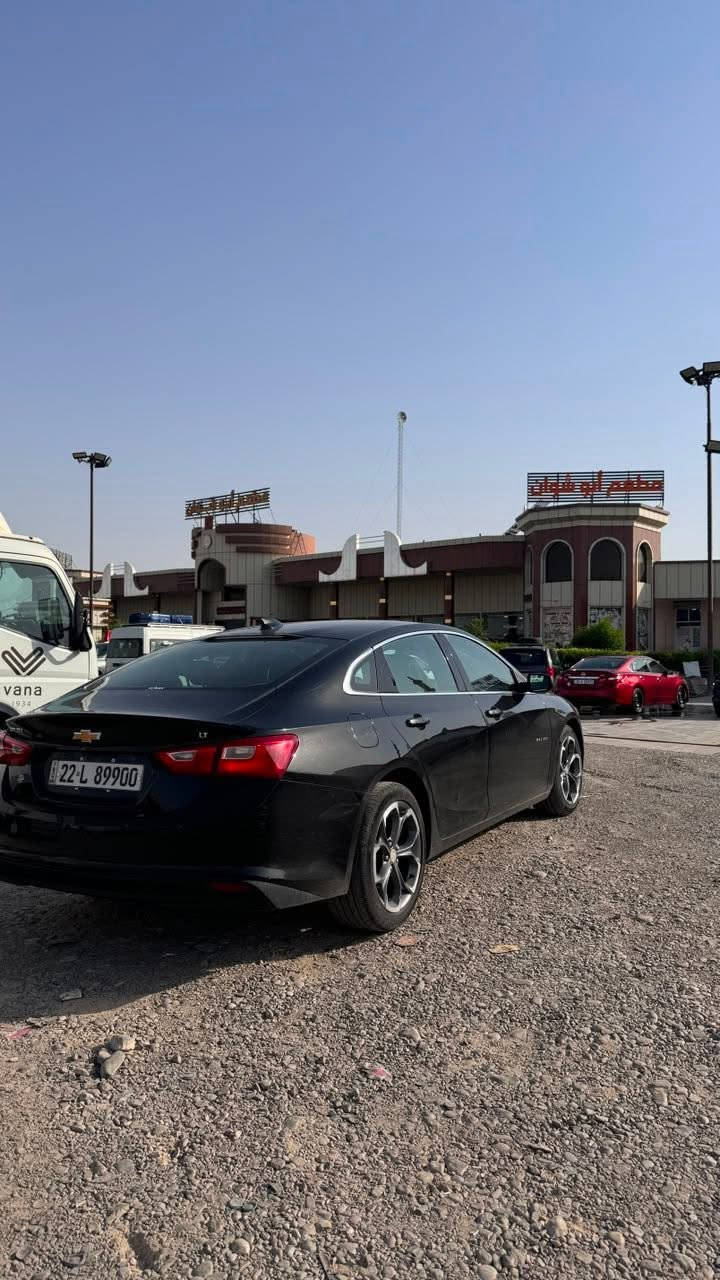 ماليبو 2023 LT  لون اسود (نظيفه جداً )
ماشيه 51000 كيلوو ✅

ترقيم جديد ( اربيل )) 

الضرر// فقط بدون دواخل ولاشواصي ولالغود
جاملغ يمين وباب الراكب والي بعده ✅ 
 ٤ قطع صبغ ✅

المواصفات  LT

🔴بصمه ابواب جنطه /تشغيل عن بعد 

🔴 نقاط عمياء / رادارات امامي خلفي 

🛑محرك 1500 توربو  / قياده ذاتيه

🔴سايد بريك بصمه / مانع انزلاق

🛑لدات اماميه نهاري / حساسات خلفية

🛑 اوتو بريك /توقف ذاتي عند الاقتراب 

🛑كشنات تدفئه + كهرباء 

🛑تبريد مناخين منفصل SYNC

🛑تبريد قطعتين امامي خلفي 

🛑شاشه كبيره تدعم كاربلي/خرائط Gps

🛑كامره خلفيه / كروز مثبت سرعه

🛑شاشة ضبط واعطال بل دشبول

🛑منافذ USP/ 12V /Tip

🛑حساس اطارات / 4 دسك/ Abs

📍:— بغداد / حي الجامعه 
للبيع 12000$ وبيها مجال 

📞:— ***********
