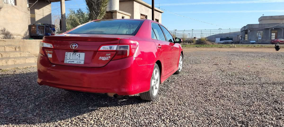 السلام عليكم
تويوتا كامري 2012 | نظافة ممتازة | ضرر قطعة واحدة فقط
​التفاصيل:
​النوع: تويوتا كامري (Toyota Camry).
​الموديل: 2012.
(رقم نينوى مميز ) 
)​الحالة العامة: السيارة بحالة ممتازة جداً، محرك وكير وتبريد (شرط الفحص).
​الضرر: قطعة واحدة فقط (فقط خشم"البنيد" بدون دواخل)، وباقي البدن سليم تماماً. 
بيها بعض الملاحظات بارد 
​المواصفات: (LE).
 رقم الهاتف:  ***********
او ***********
