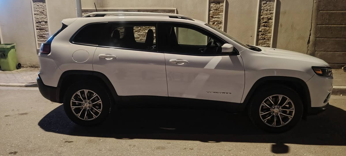 جيب بزون ٢١ غرق رقم بصره بسمي البدي كفاله السعر ١٥٥ وبيه مجال مكان البصره الزبير
***********
