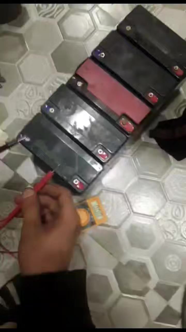 اخوان متوفر بطاريات 3قطع اخو الجديد نضاف يقرن 12.90 والباقي نص عمر 10.50 نص عمر


**إذا كنت صاحب هذا الإعلان وتريد حذفه لأي سبب، رجاءا أرسل رسالة إلى الدعم الفني**