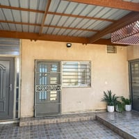 مجمع طيبة ١ • ٢٠٠م • مطبخ حار