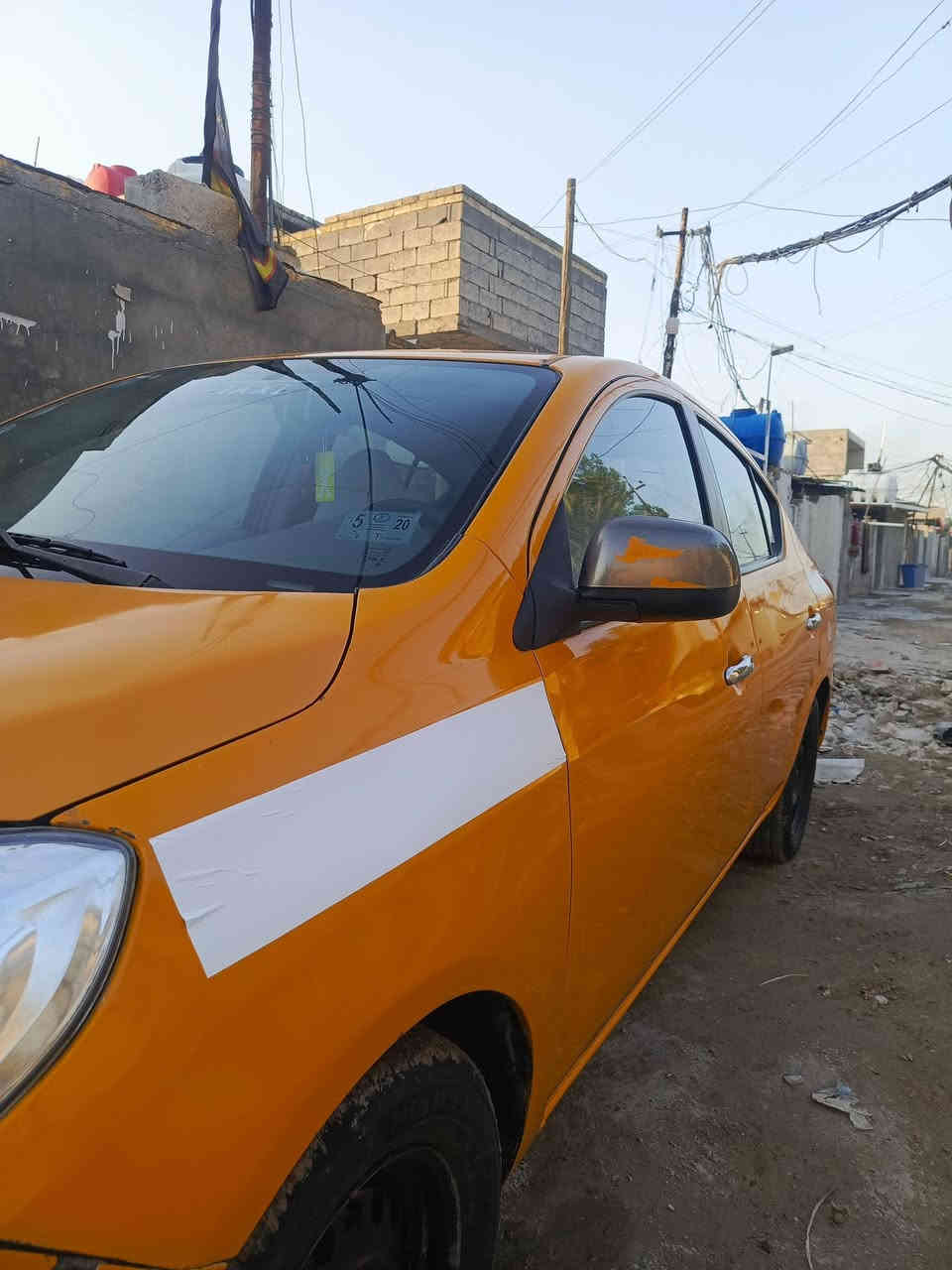 السلام عليكم نيسان فيرسا
2012
وارد امريكي حادثهه قبق جنطه 
سياره خير من لله جديده 
كير محرك تبريد جاهزه 
تخم تاير 
رقم بغداد الدولي 
مكان السياره بغداد 
السعر 85 
***********
