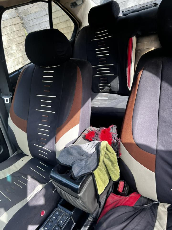 BMW
السلام عليكم للبيع بي ام حجم 535 مديل 90  رقم بغداد نكليزي سياره نظيفه سلايت كهربائي صبغ جماليه  صدر نضيف   داخل وخارج تبريد خير من الله  گير ومكينه  اكسن خير من الله 3.5 مفتوح  شلعه ومعدل سياره ما ناقصها شي   السعر 60 وبيها مجال المكان بغداد _ابوغريب (ابراهيم ابن علي )(***********)
