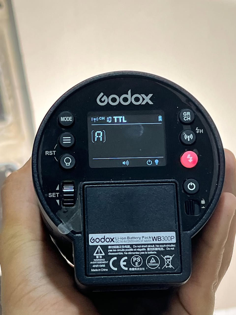 للبيع عدة تصوير احترافية 🔥

اضاءة Godox AD300Pro

سوفت بوكس

تريكر

الحالة: نضيف جداً واستعمال خفيف كلش ✨

مناسبة للمصورين وصناع المحتوى وتصوير الأعراس والجلسات 📸

للمهتمين المراسلة واتس : ***********

