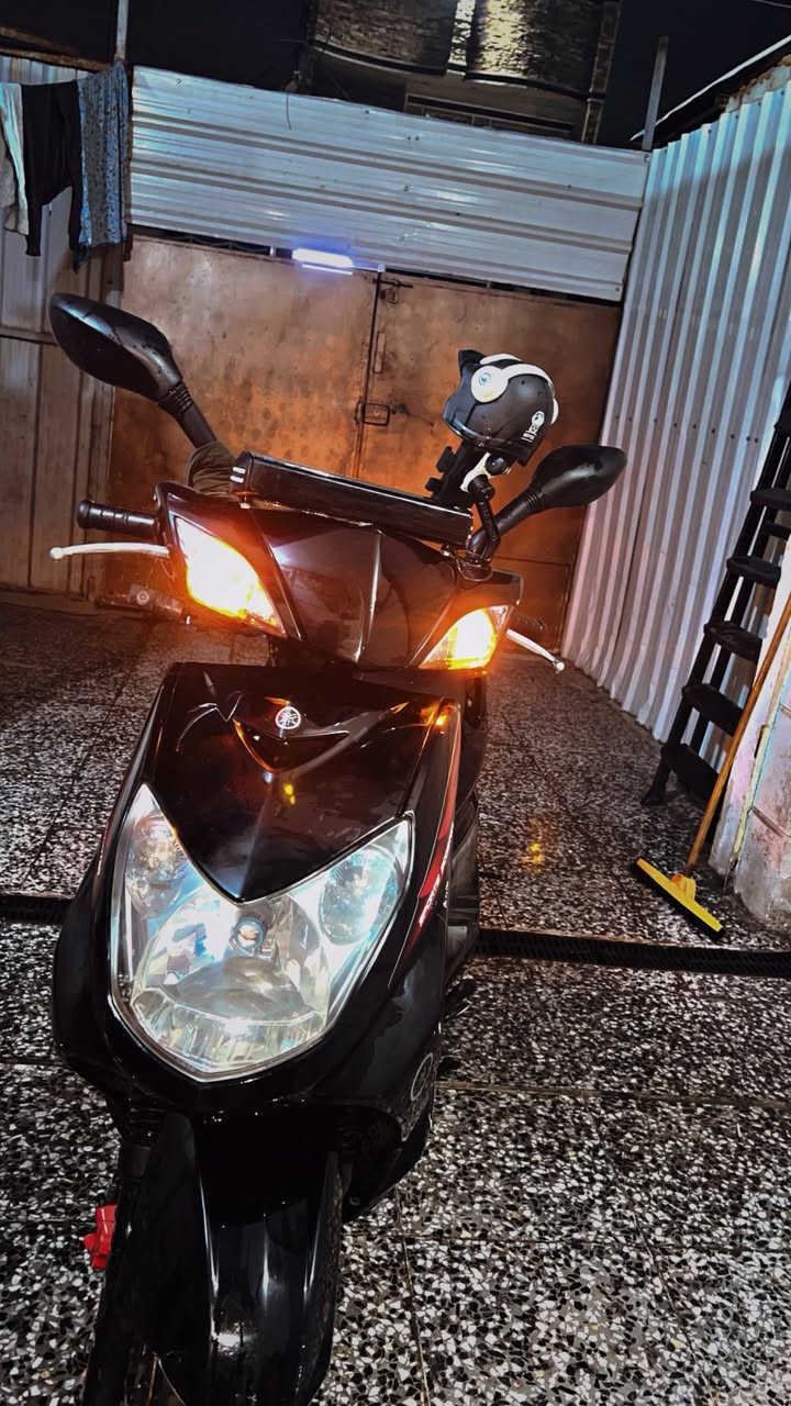 دراجه سكنس رمبه صارلها ٢٠ يوم تقريبا من نزلت من الرمبه دراجه برغي ممفتوح بيها دراجه معدل وشلعه تشك الكاع رمبه ويمكم الحساب اعيد واكول دراجه بعدها زيرو تجي تجيب وياك ابو دراجات وتفحص (العنوان الشعب جامع الشروفي )السعر ٨٥٠قفل

***********
