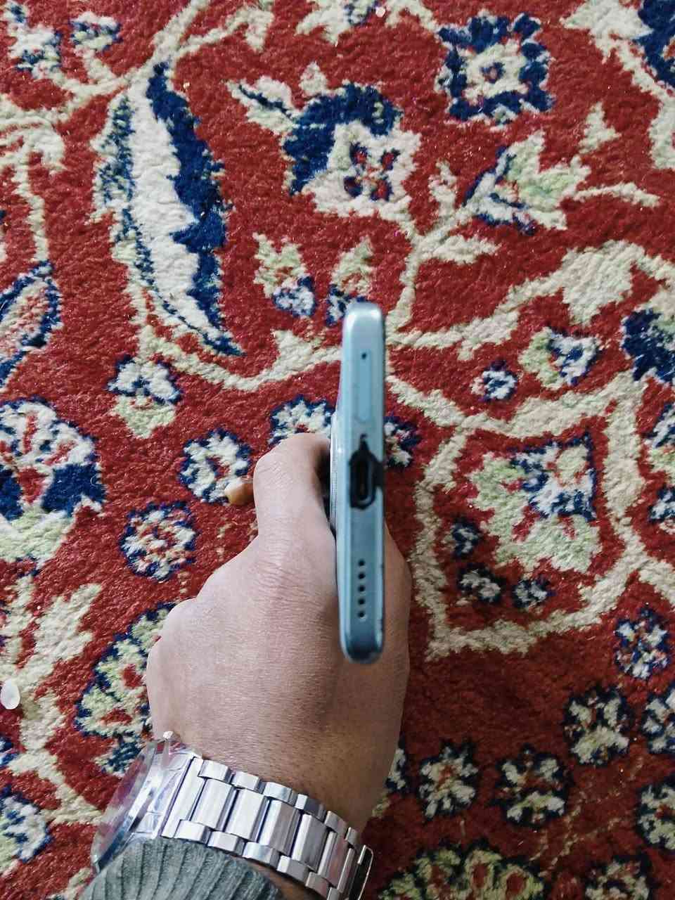 سلام عليكم جهاز هونرX 9c فايف جي جهاز خير من الله
بس عندي مكان شحن شويه مزلوقه وشخط بل شاشه لبقيه جاهز كفاله ملحقاته كامله جهاز بطاريته6600وذكاره256ومعرف بعد مايحتاج احجي علي التواصل ولاستفسار ***********واتساب
***********
