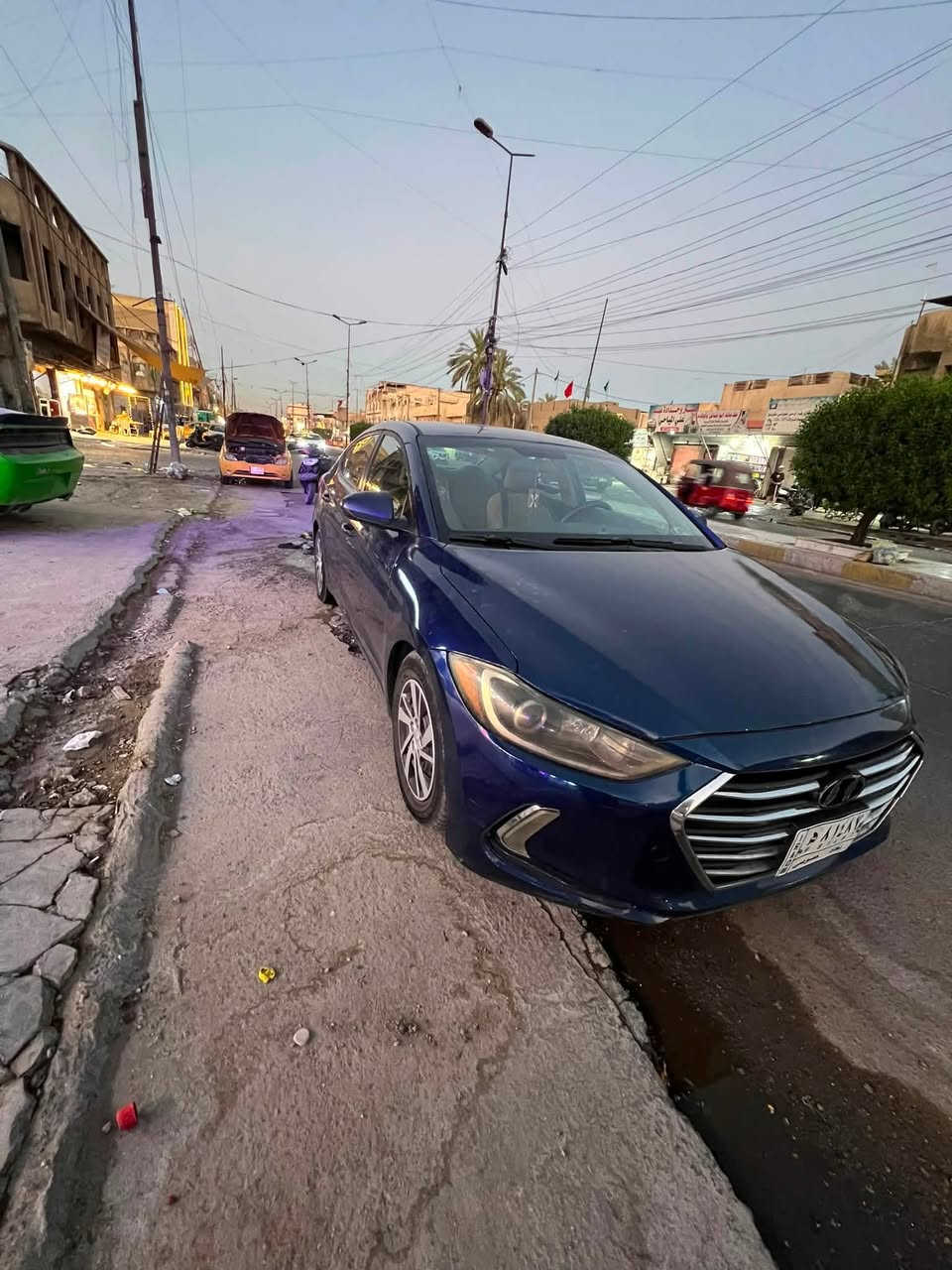 سلام عليكم النترا مديل 2018 للبيع
سيارة بيهة 3قطع صبغ بدون دواخل سيارة جاهزة كسر مكينة تبريد جاهزة خير من لله رقم بغداد 
تواصل مع صاحب الرقم 

+964 788 661 2368

