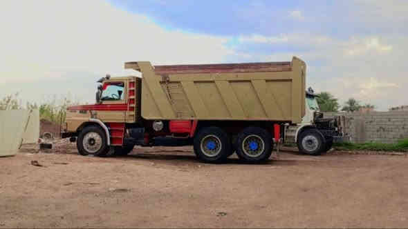 سلام عليكم سياره سكانيا قلاب 112ونص مكفوله الاستفسار اتصل ***********
