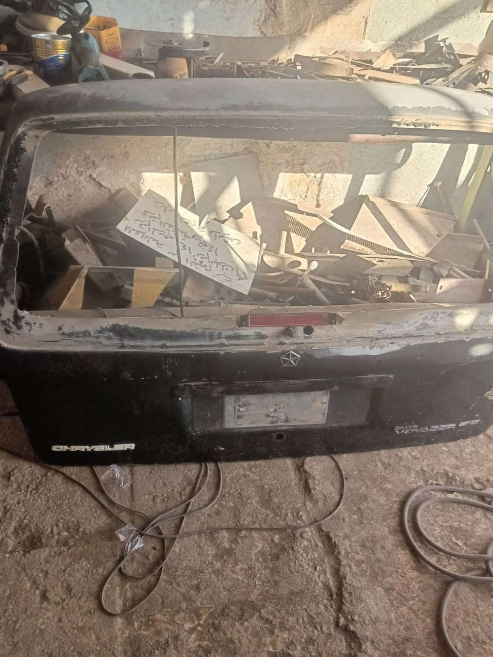 قبق جنطه حديد فارغ
ابطانه نضيفه 70بالميه

*********** 
السعر 100
