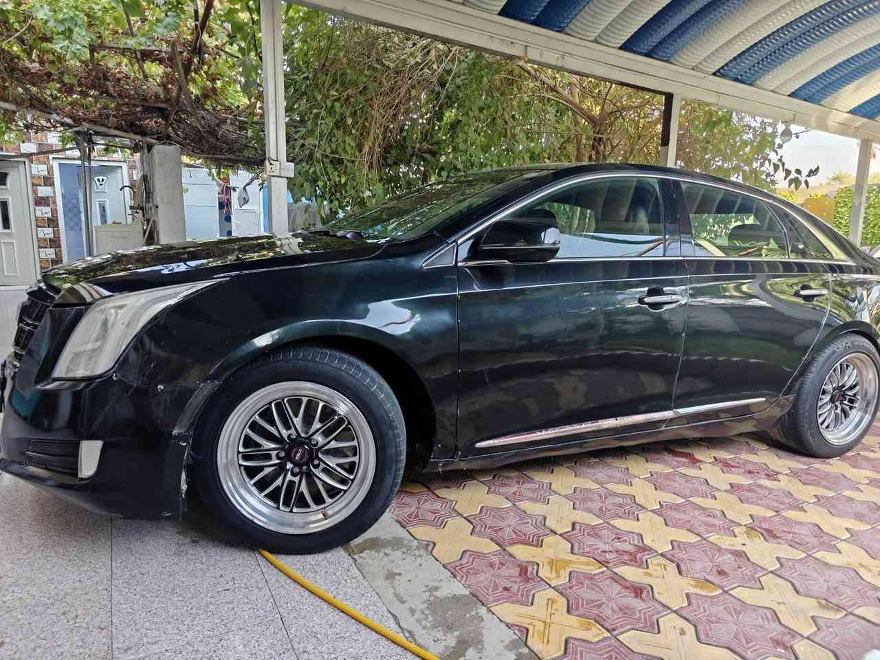 كدلاك xts موديل 16لون مميز زيتوني على اسود  فول محرك 6 كله جاهزة بيه صبغ 3 قطع بدون ظرر داخلي ماشيه 100 رقم اربيل دولي تحويل شرط السعر 98 بيع او مراوس خاص مكانه بين كربلاء والنجف حيدريه ***********
