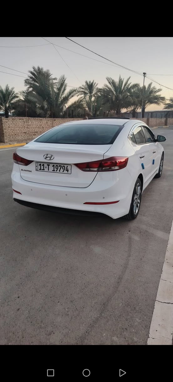 للبيع هونداي النترا 2018 خليجي سوبر رقم بغداد انكليزي بأسمي تحويل مباشر سنويه وهزه جديده فول مواصفات عده البصمه فتحه وشاشه كامره حساس امامي حساس خلفي تبريد قطعتين مكينه 2000 السياره جديده بدون اي نقص السعر 163 مكاني حله ***********
