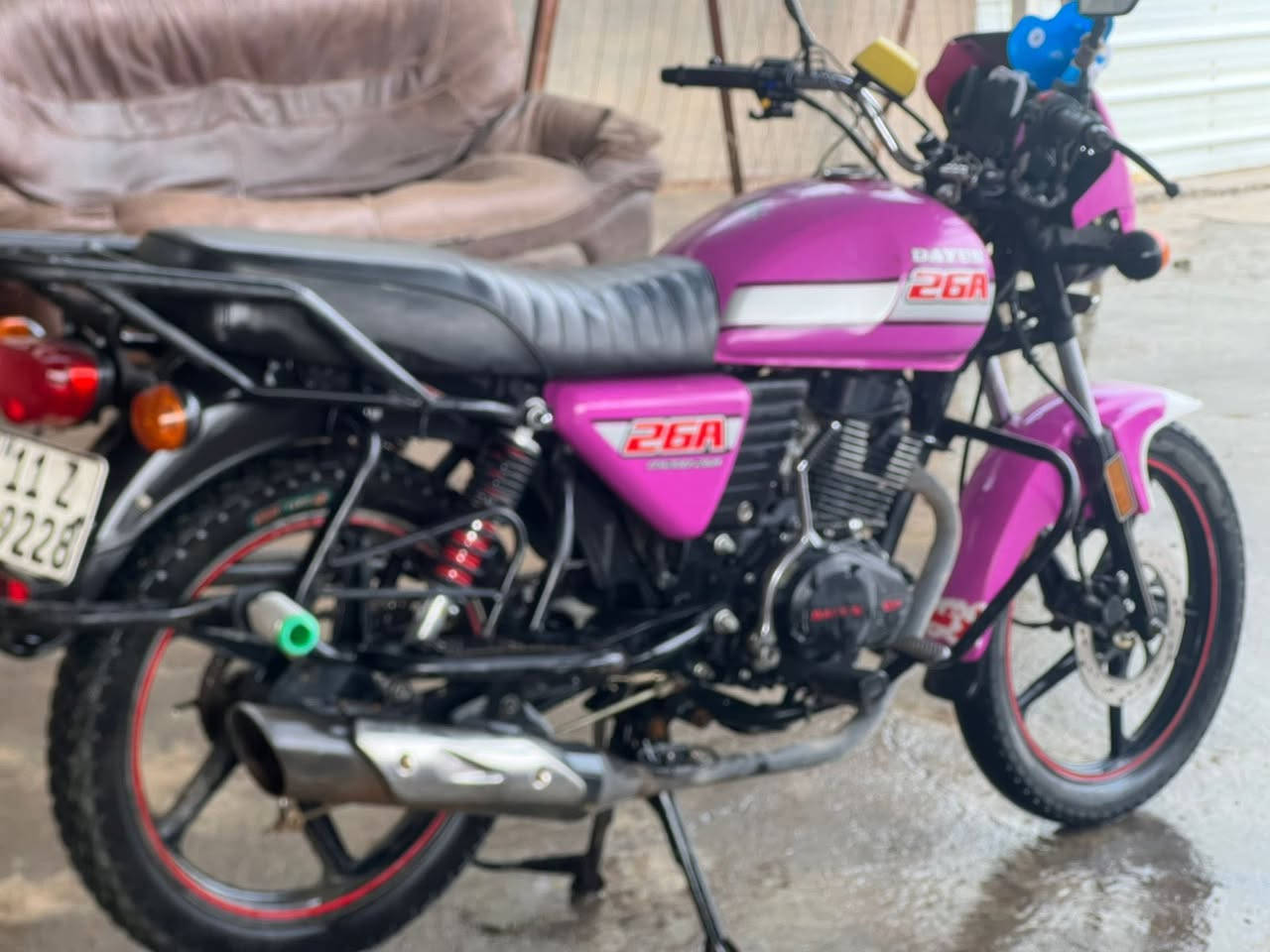 السلام عليكم دايوان موديل 2023  دراجه نظيفه واستعمال شخصي السعر 2250وبيها مجال للجادين وباقي تفاصيلها ع الخاص ***********
